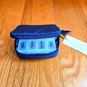Vera Bradley Travel Pill Case NWT